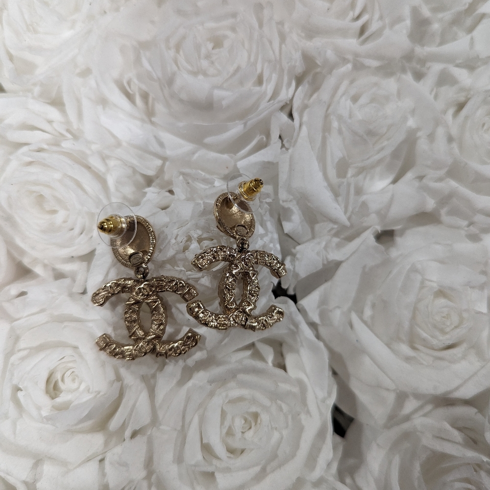 Chanel 21p gold earrings - Picture 4 of 6